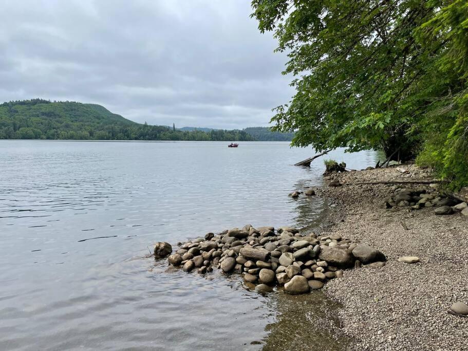 Romantic Cozy Cabin Walk To Lake Hot Tub Bikes Kayaks Grill Onalaska 外观 照片
