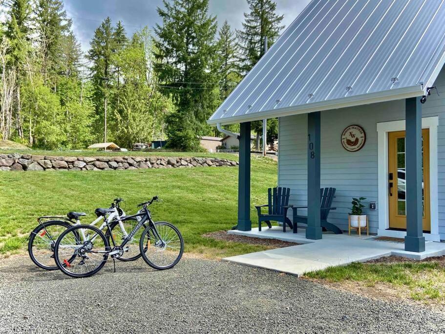 Romantic Cozy Cabin Walk To Lake Hot Tub Bikes Kayaks Grill Onalaska 外观 照片